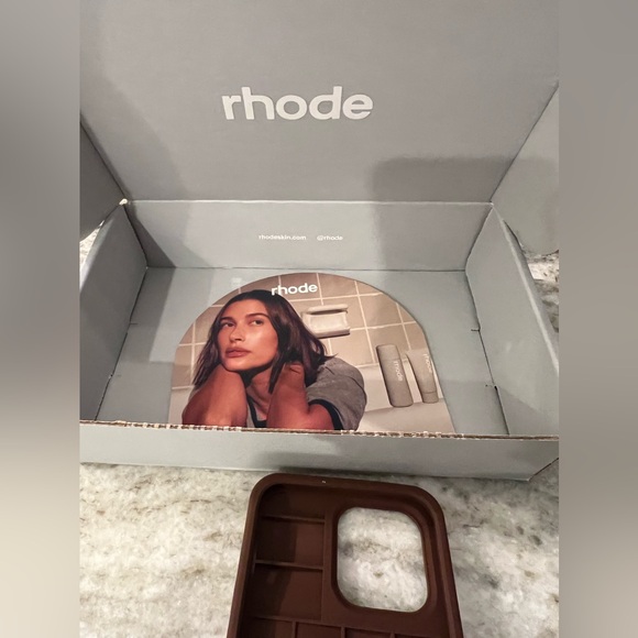 Brand New! Authentic Rhode Expresso iPhone 14pro Max cellphone case - Picture 6 of 7